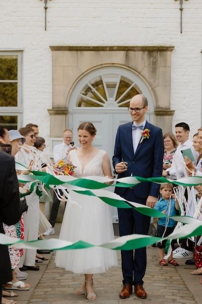 Ahrensburger_schloss_18 Überraschung nach der Trauung